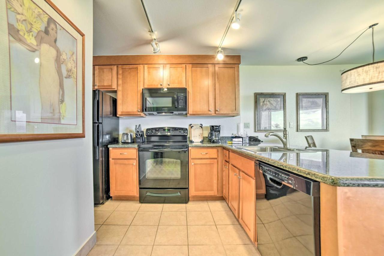 Cute Beachfront Condo With Lanai And Resort Pools Kahana Exteriör bild