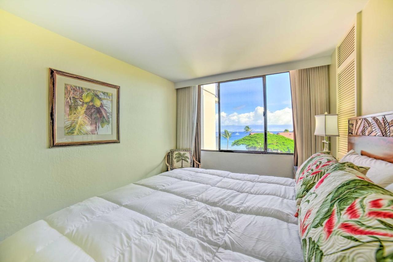 Cute Beachfront Condo With Lanai And Resort Pools Kahana Exteriör bild