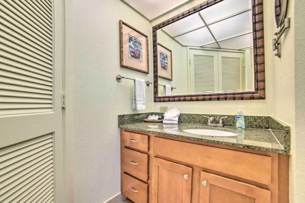 Cute Beachfront Condo With Lanai And Resort Pools Kahana Exteriör bild